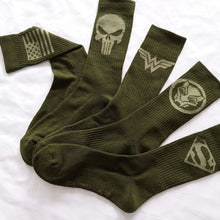 Load image into Gallery viewer, marvel socks captain america punisher supermen